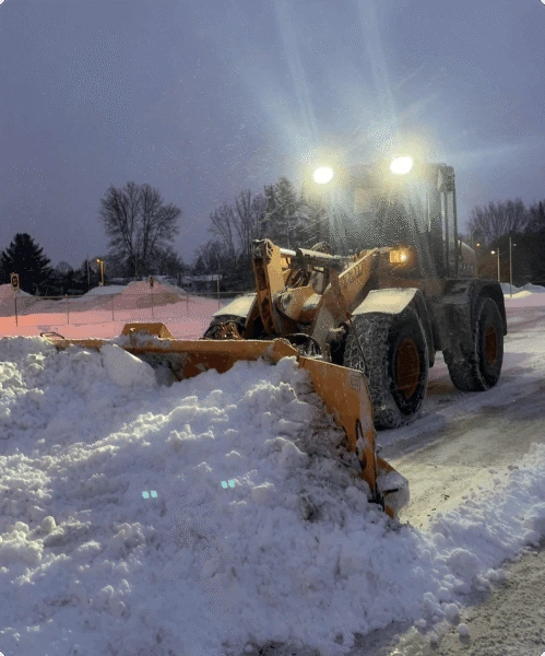 hydraulic snow plow blade, extendable from 10 to 22 feet